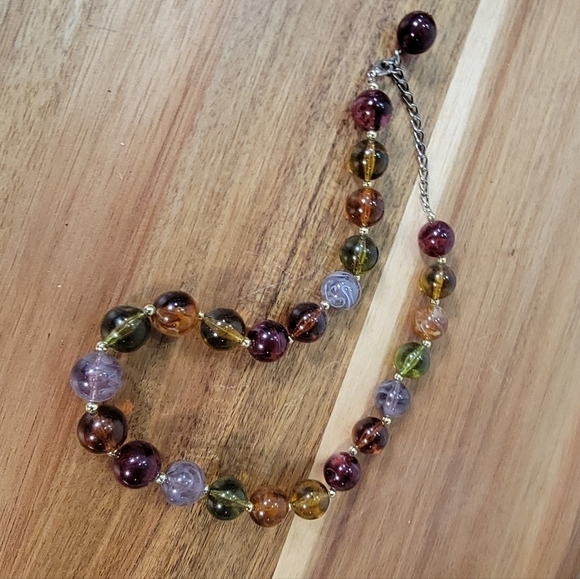 Jewel tone multi color necklace - Picture 6 of 14